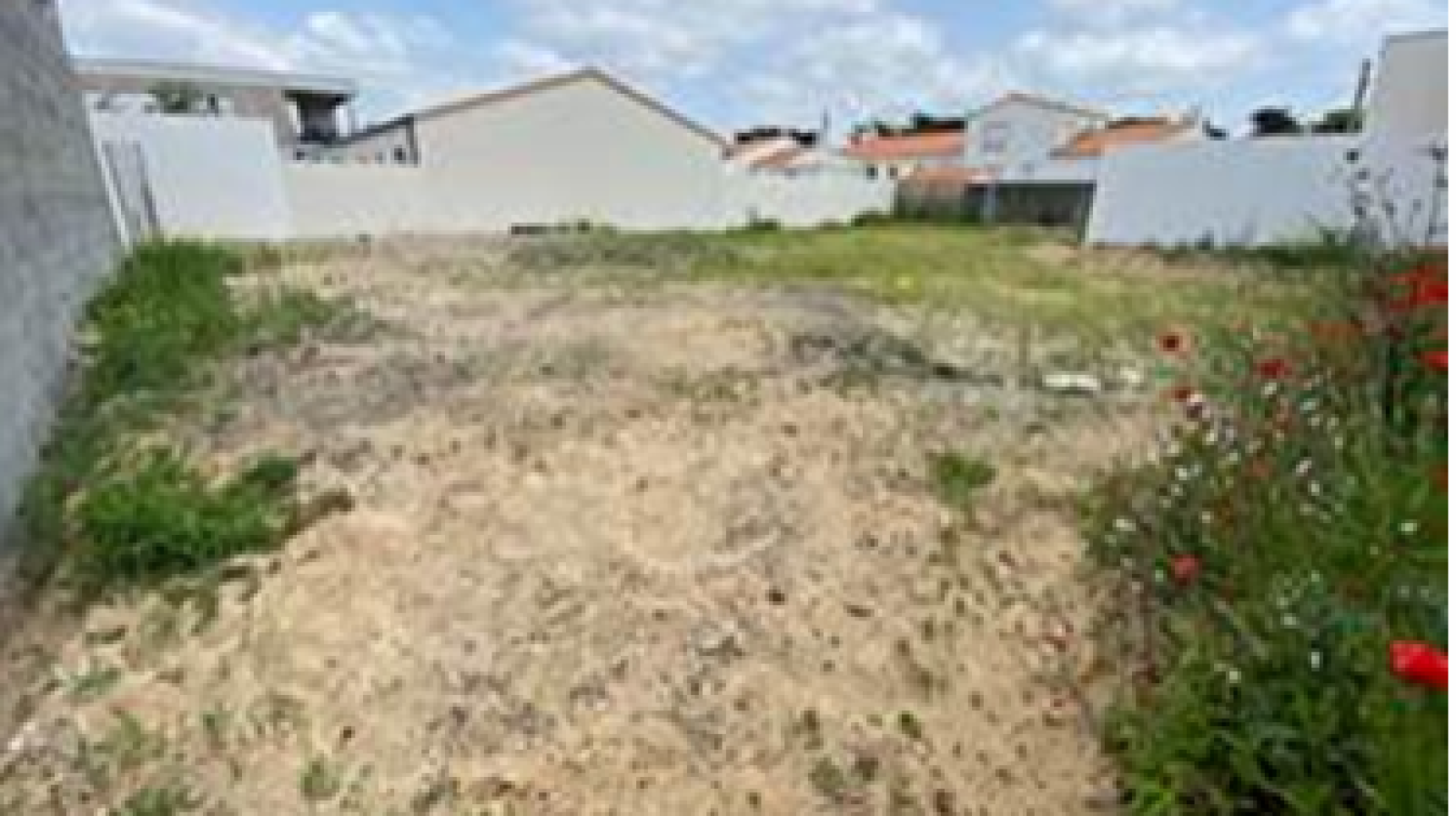 Terrain constructible de 424m2 à Bretignolles-sur-Mer